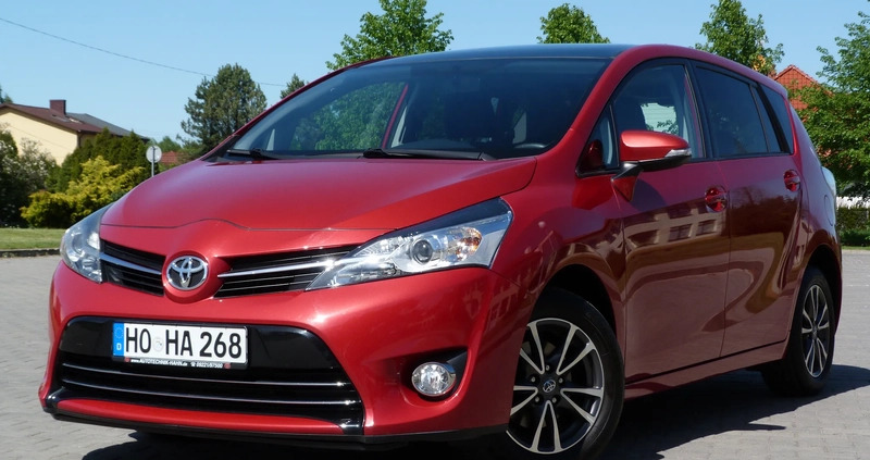 Toyota Verso cena 52999 przebieg: 174032, rok produkcji 2015 z Toszek małe 704